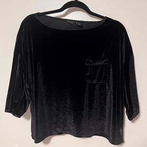Tahari Women’s Sleepwear Black Velvet Top Holiday Blouse Winter Top Medium